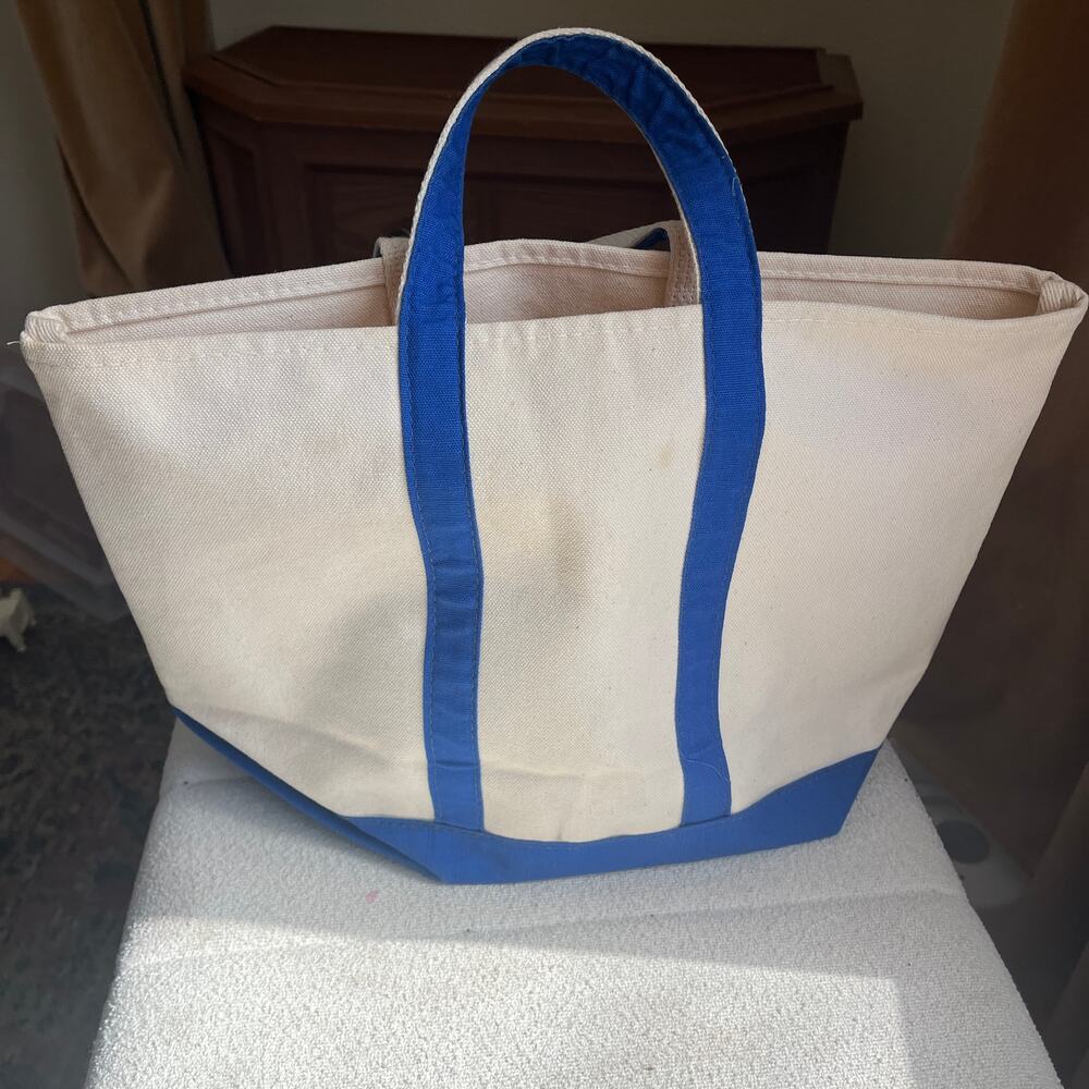 Bloomingdale’s Bloomie’s Canvas Tote Blue Trim Medium Shopper Bag Vintage Style - Picture 2 of 7